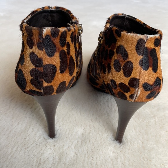 Tory Burch | Leopard Print Pony Hair Platform Ankle Booties | 8.5 - Picture 7 of 16
